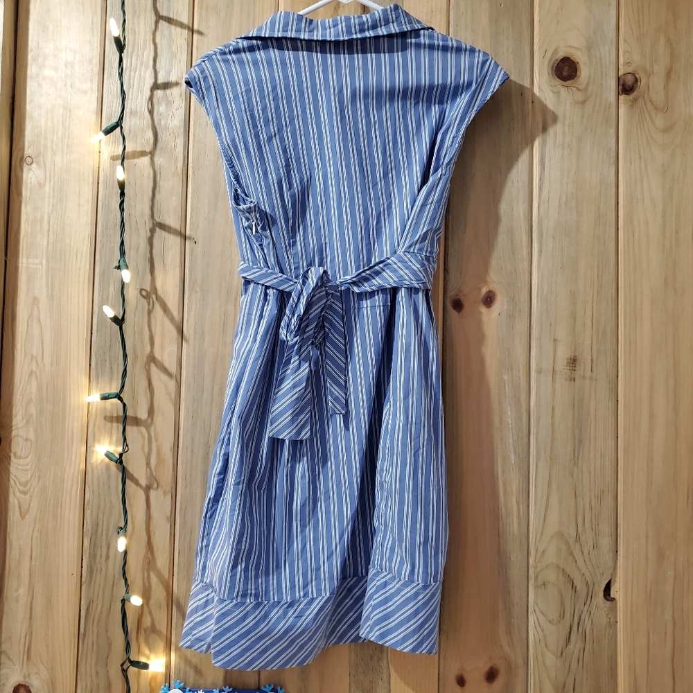 BCBGMAXAZRIA 🍀 dress - Picture 2 of 4